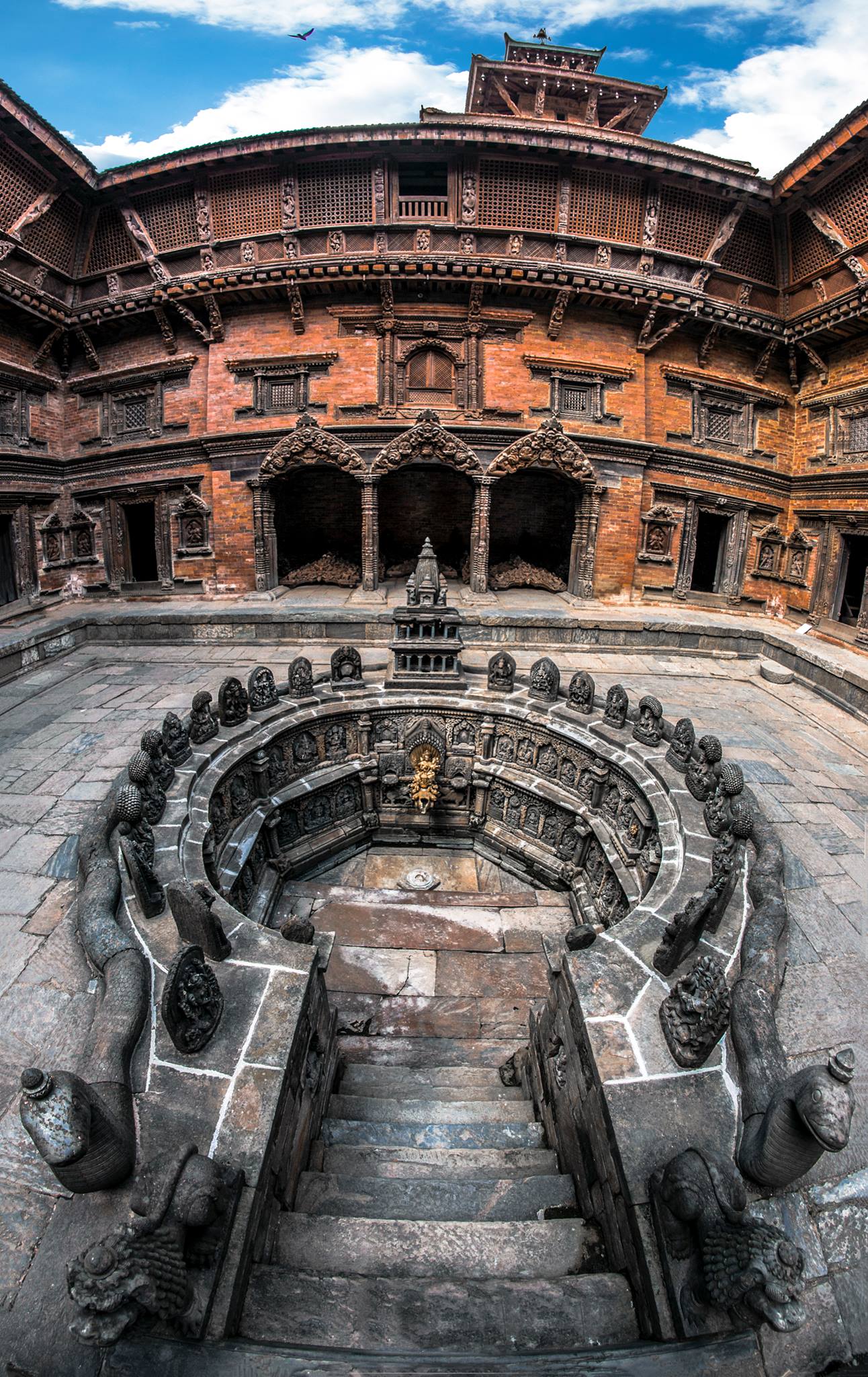 16 Amazing photos of Courtyards of Patan Museum through Fisheye Lens